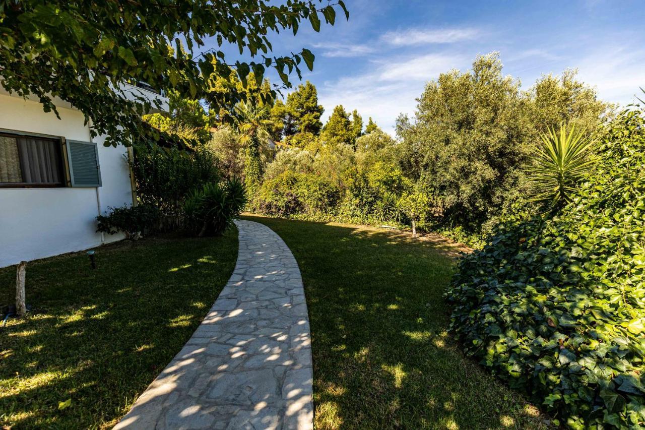 Casa Luxury Suites Paliouri Exterior foto